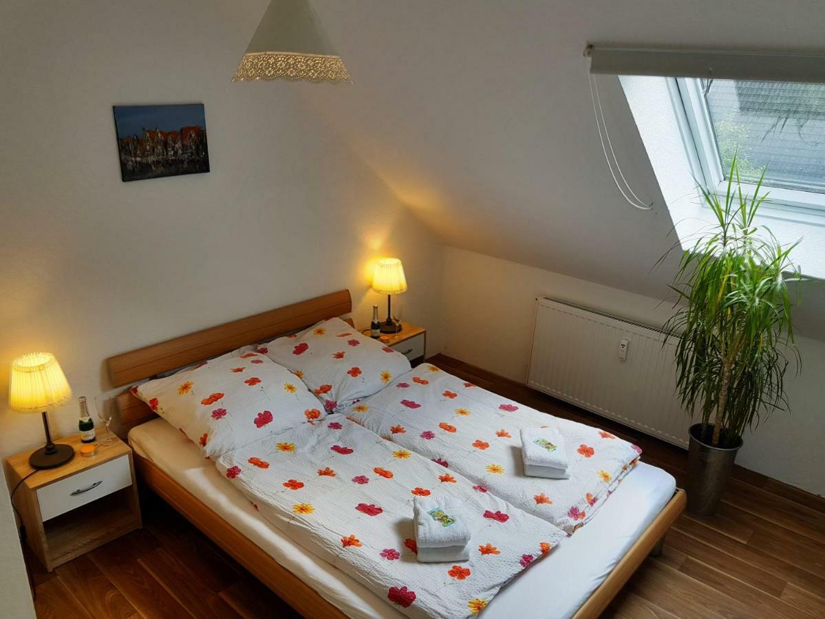 Charmante Ferienwohnung 3 Zimmer Kueche Bad Zentrale Lage Hagen im Bremischen Dış mekan fotoğraf